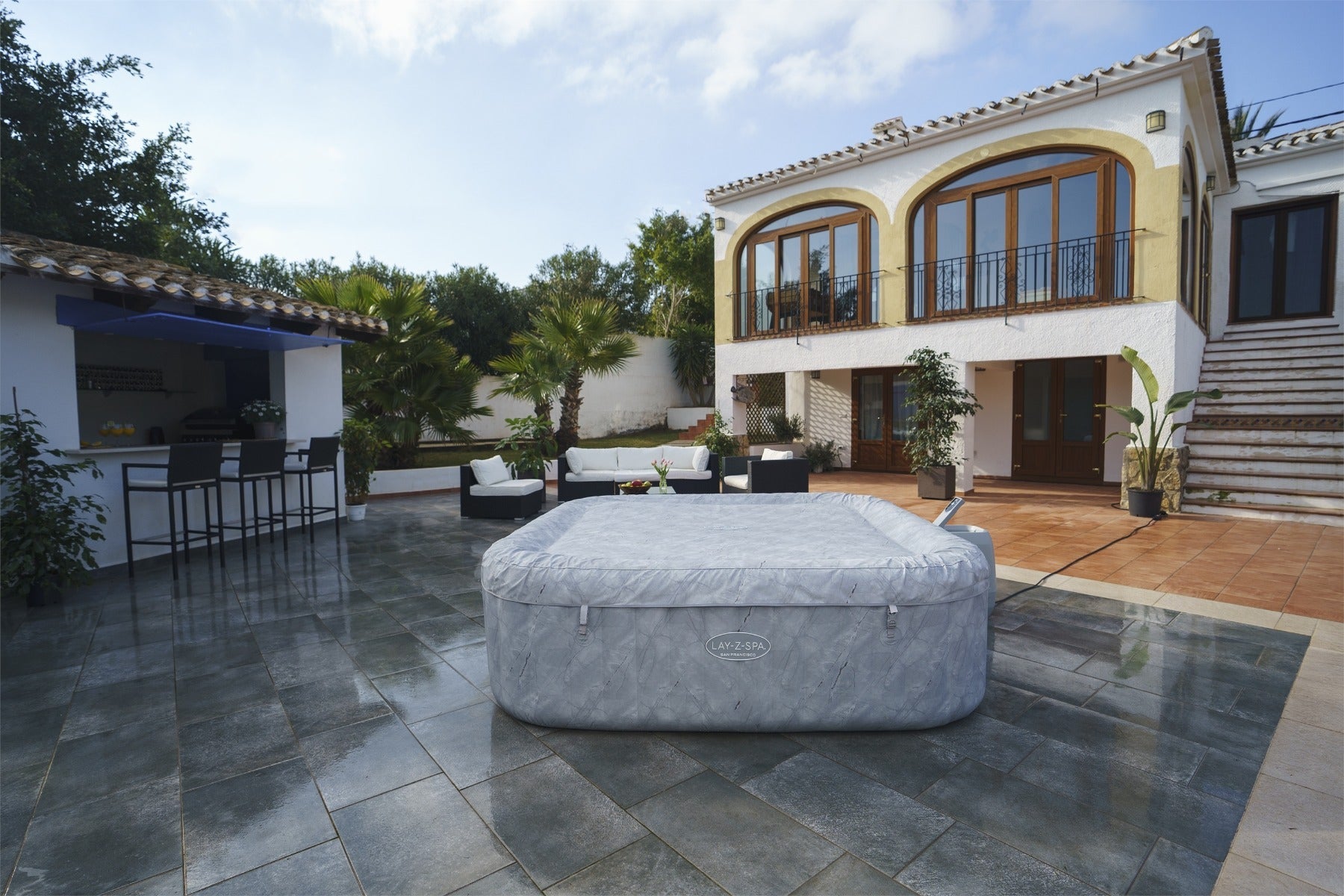 very large square inflatable hot tub - cost saving and energy-efficient