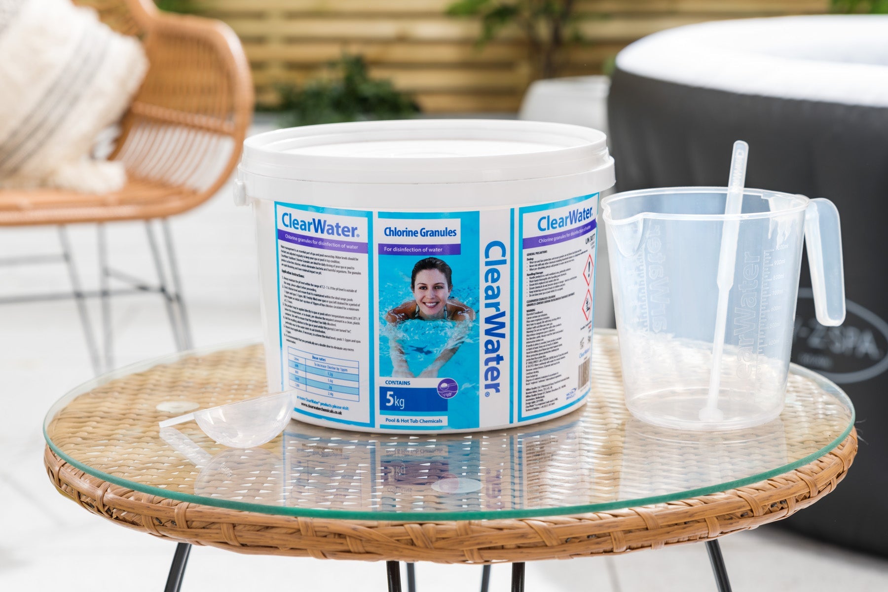 large quantity of hot tub chlorine