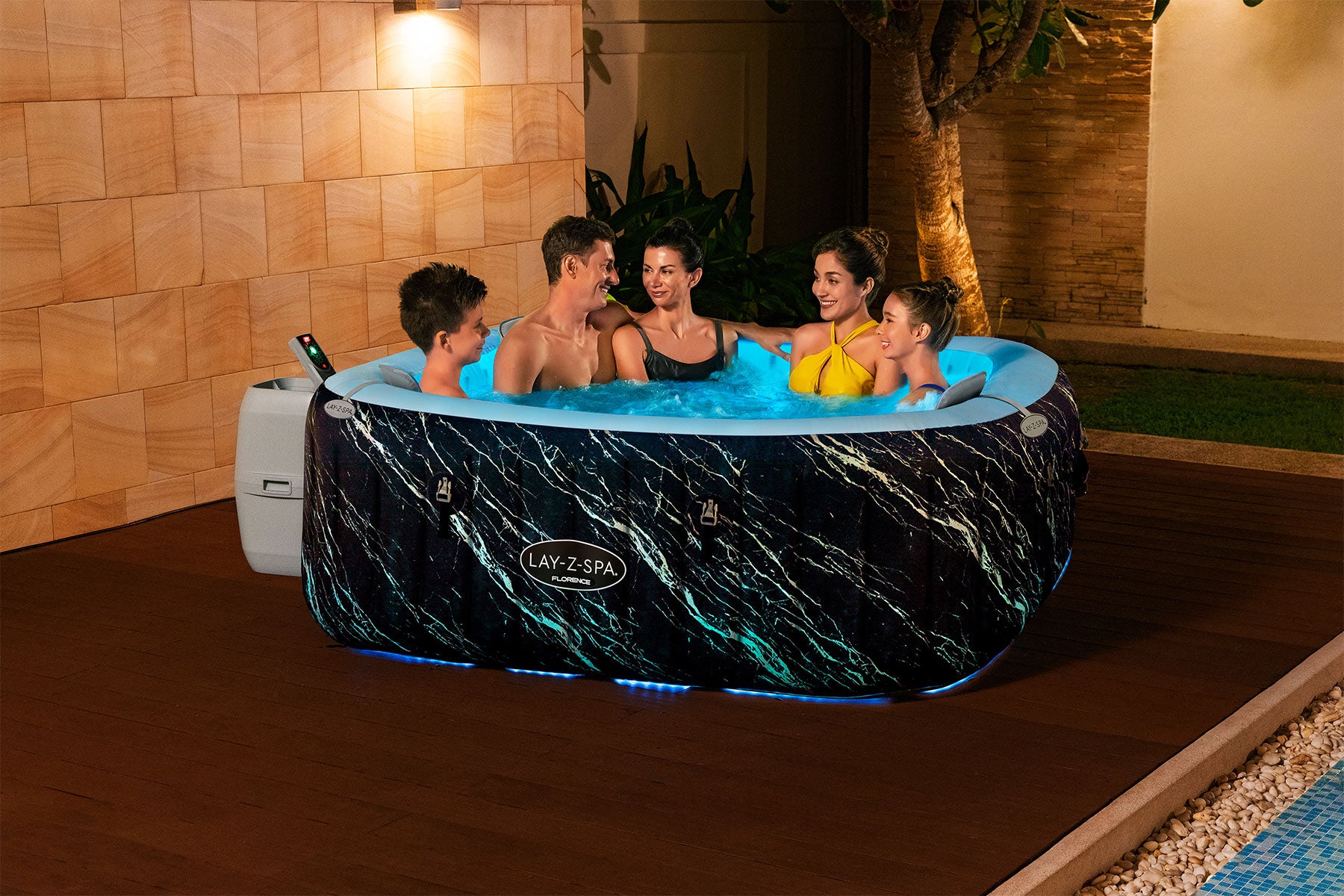square hot tub for 6 people