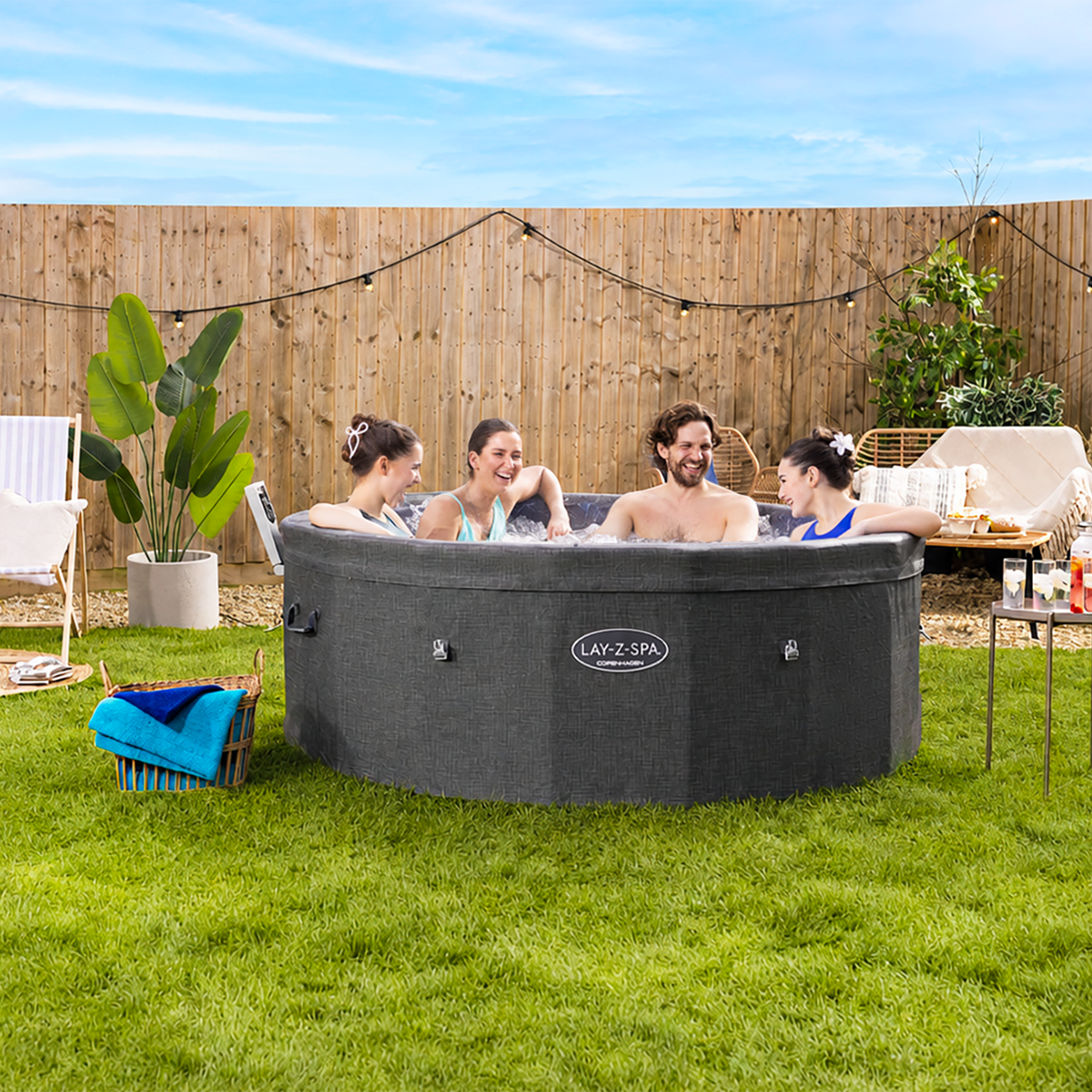 Lay-Z-Spa energy efficient foam hot tubs