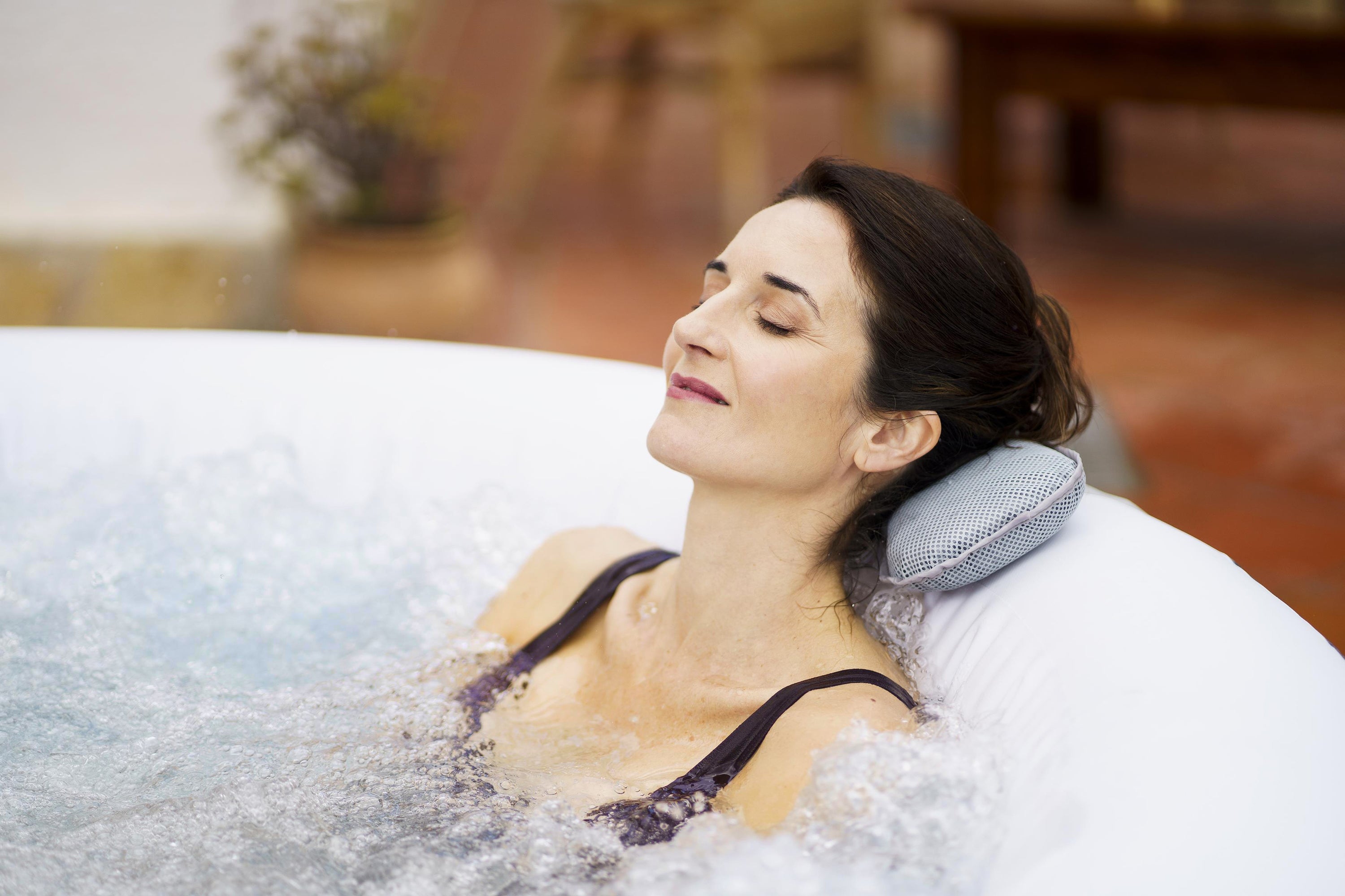 inflatable hot tub for one person