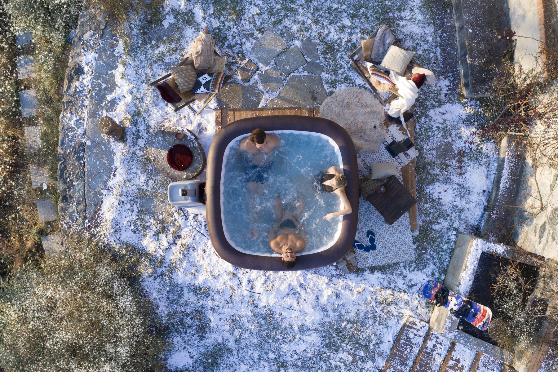 lay z spa inflatable hot tub in winter