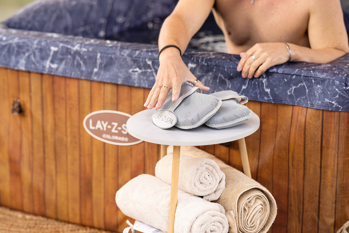 square hot tub with luxury padded pillows
