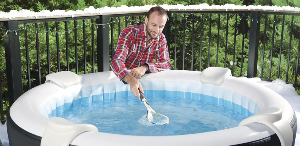 The best hot tub accessories for cleaning